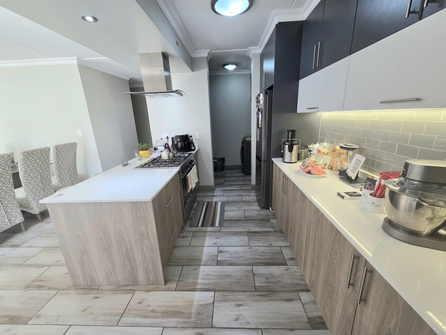 2 Bedroom Property for Sale in Carlswald Gauteng