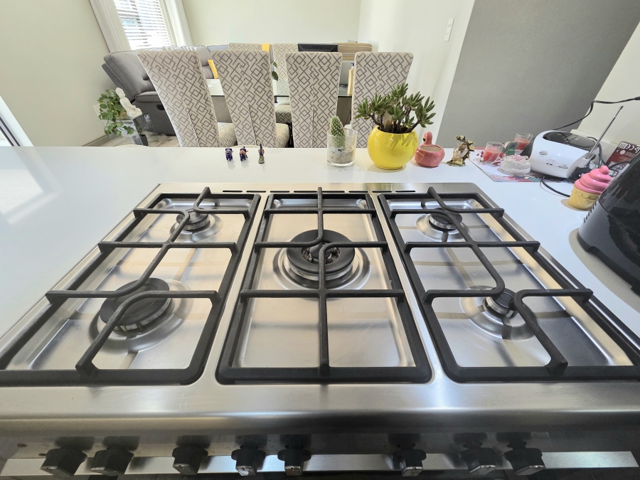 2 Bedroom Property for Sale in Carlswald Gauteng