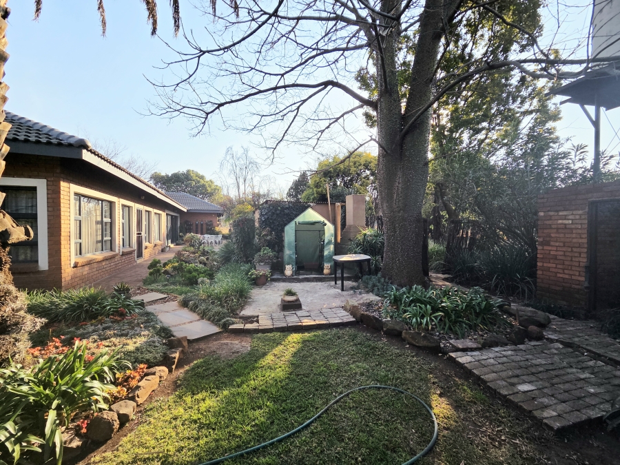 3 Bedroom Property for Sale in Knoppieslaagte Gauteng