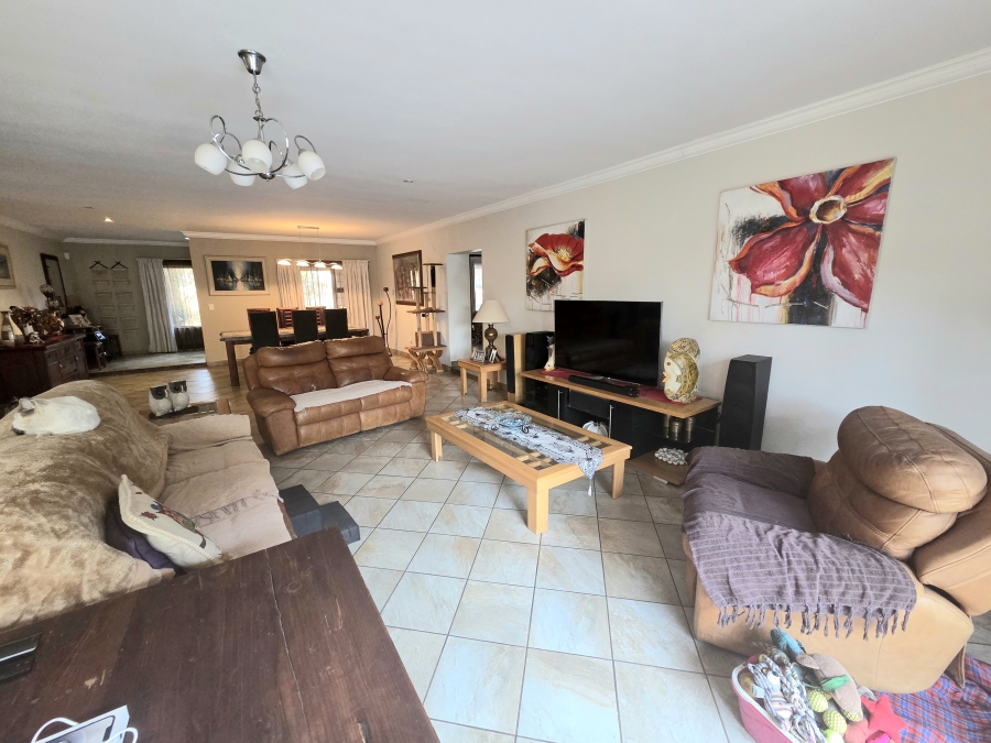 3 Bedroom Property for Sale in Knoppieslaagte Gauteng