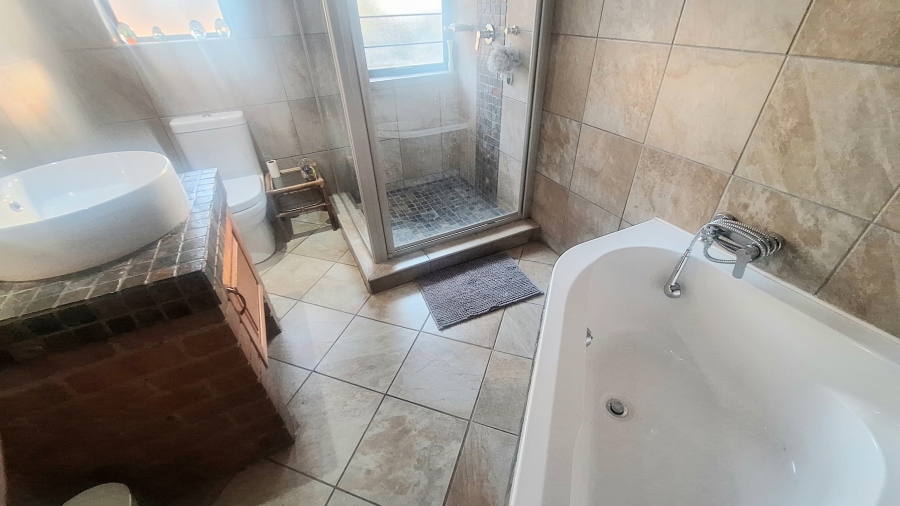 3 Bedroom Property for Sale in Knoppieslaagte Gauteng