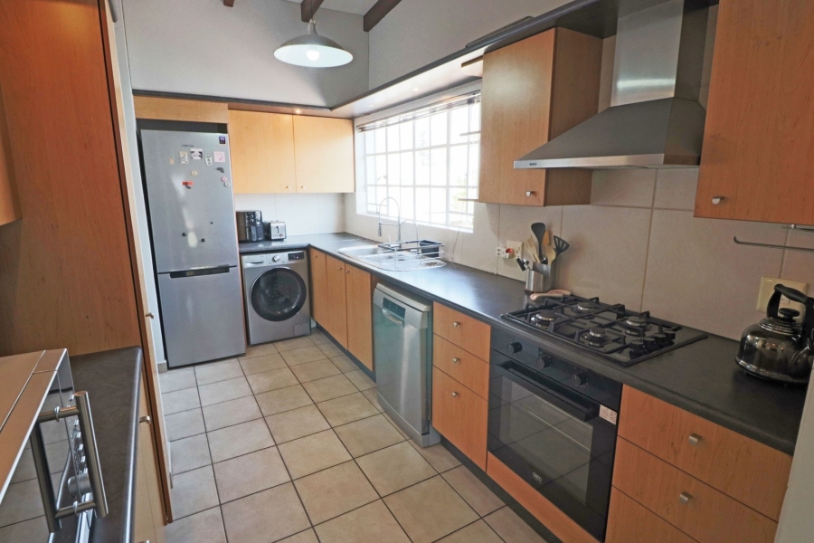 To Let 2 Bedroom Property for Rent in Epsom Downs Gauteng