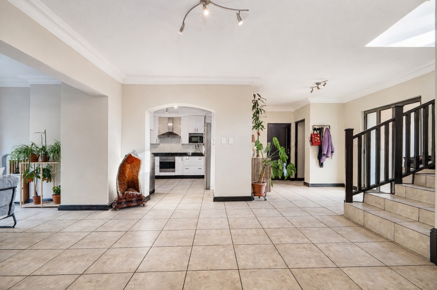5 Bedroom Property for Sale in Fernridge Estate Gauteng
