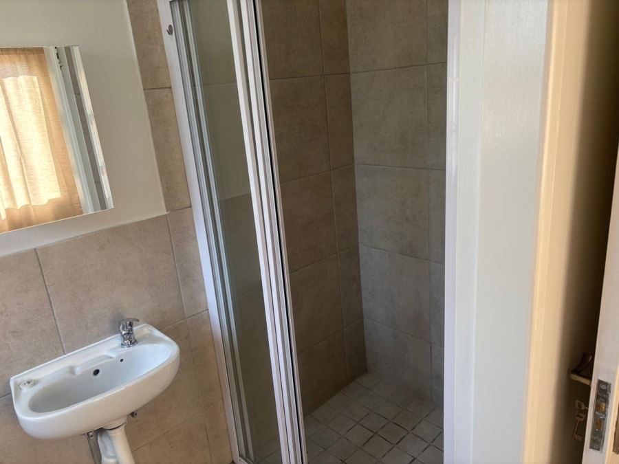 2 Bedroom Property for Sale in Brentwood Park Gauteng
