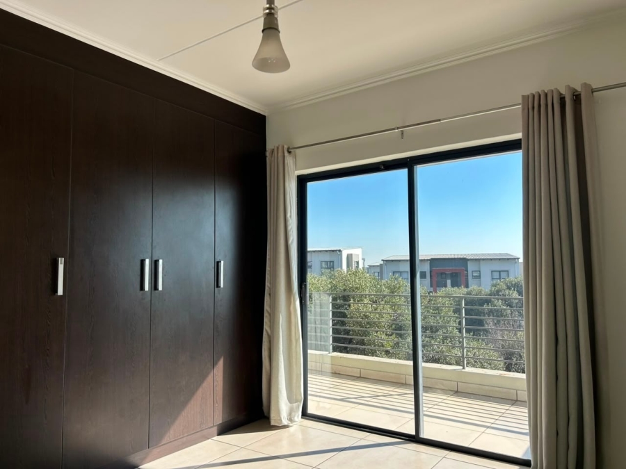 To Let 2 Bedroom Property for Rent in Fourways Gauteng