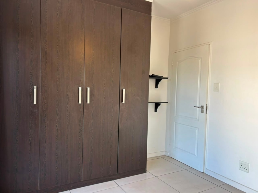 To Let 2 Bedroom Property for Rent in Fourways Gauteng