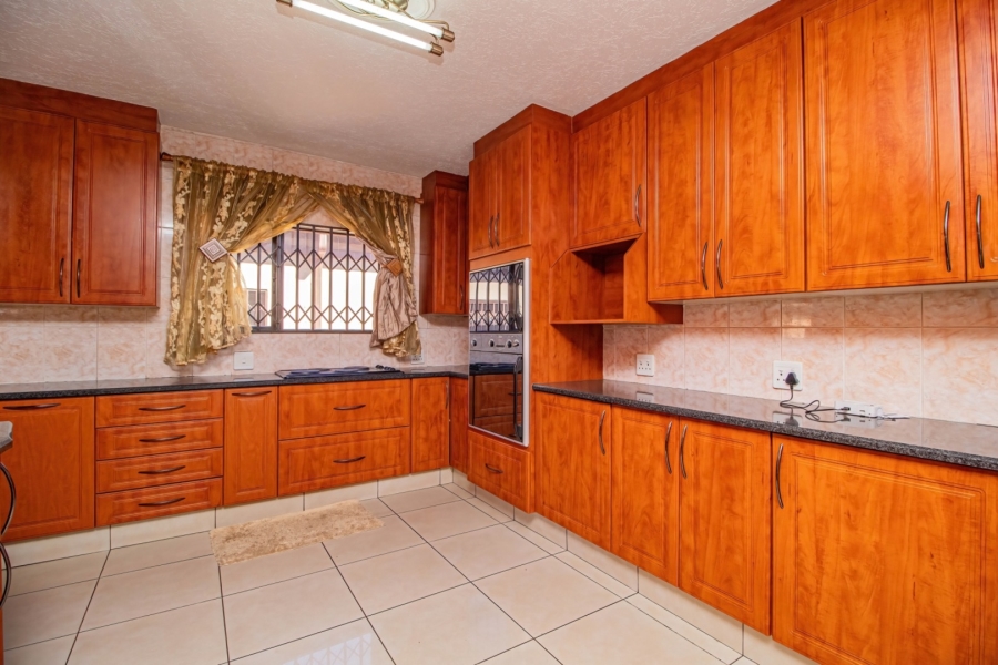 4 Bedroom Property for Sale in Parkrand Gauteng
