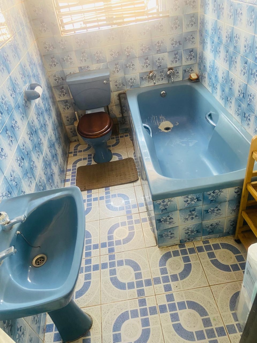 3 Bedroom Property for Sale in Marimba Gardens Gauteng