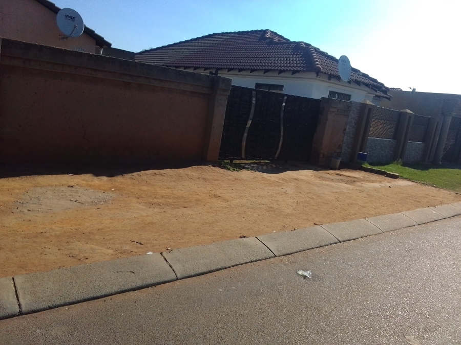 3 Bedroom Property for Sale in Windmill Park Gauteng