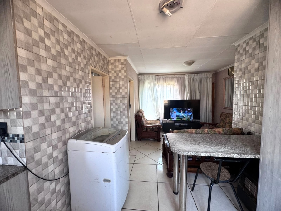 3 Bedroom Property for Sale in Windmill Park Gauteng