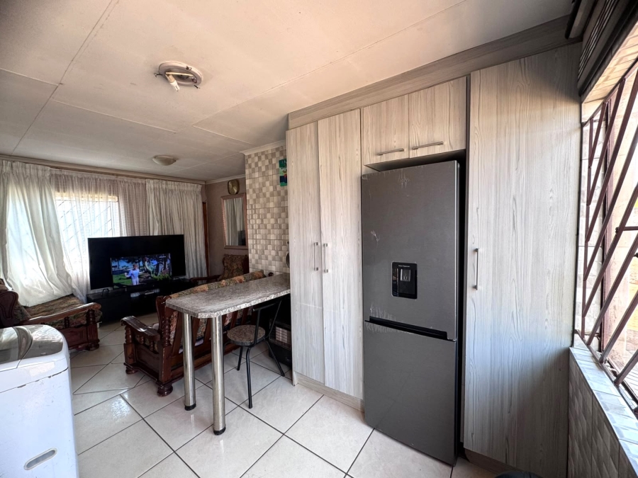 3 Bedroom Property for Sale in Windmill Park Gauteng
