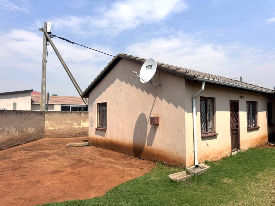 3 Bedroom Property for Sale in Windmill Park Gauteng