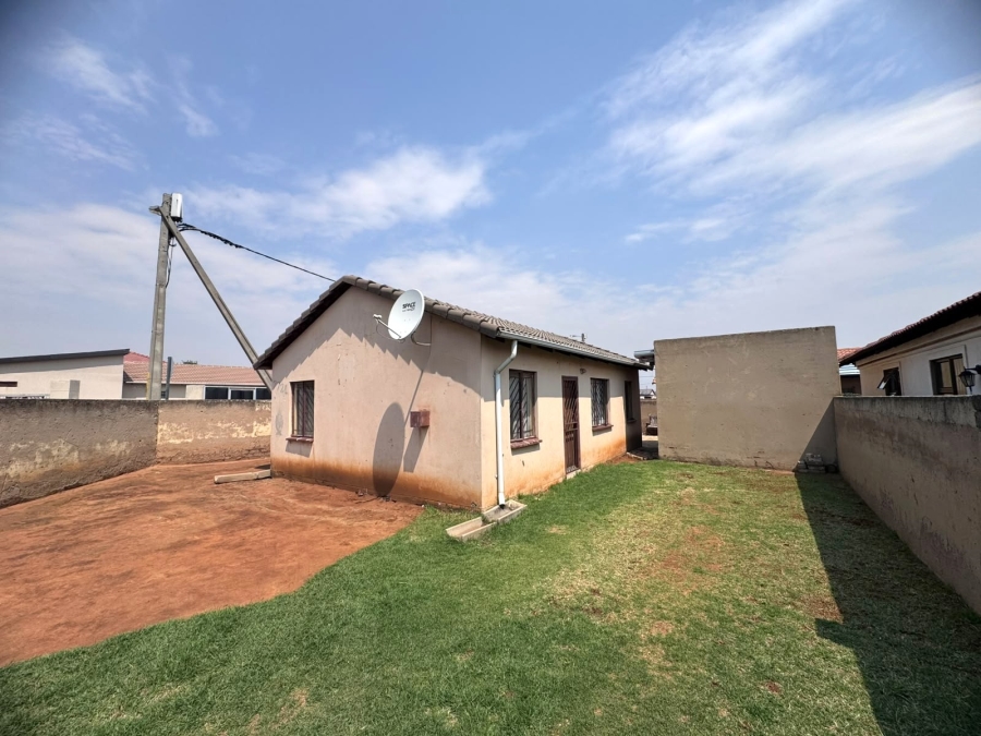 3 Bedroom Property for Sale in Windmill Park Gauteng