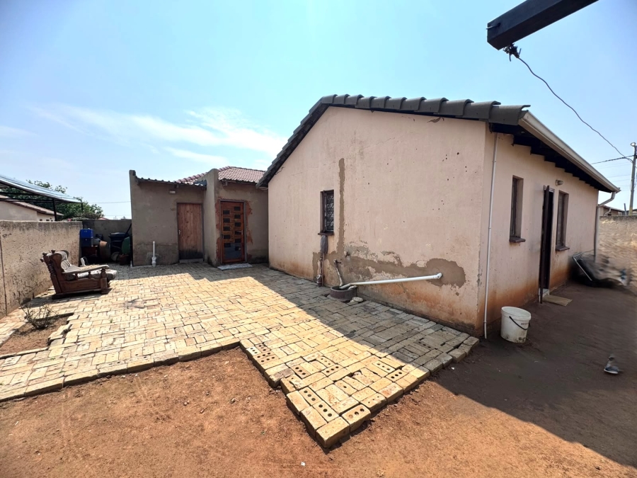 3 Bedroom Property for Sale in Windmill Park Gauteng