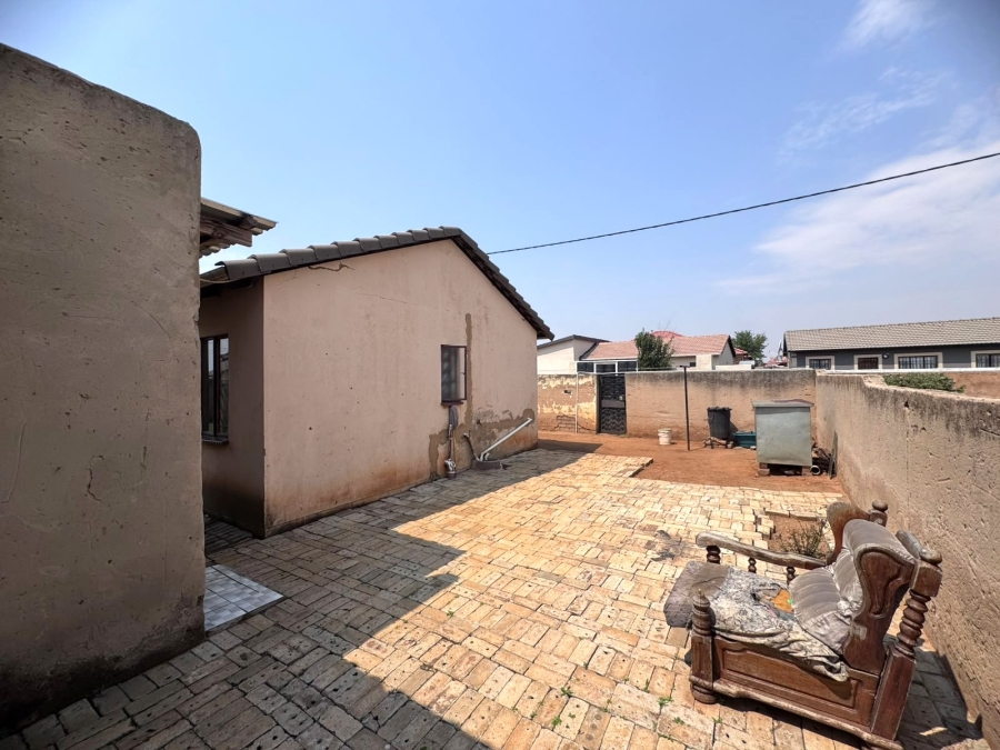 3 Bedroom Property for Sale in Windmill Park Gauteng