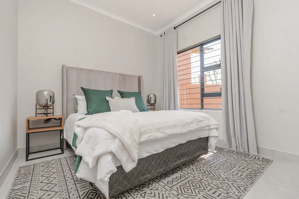 2 Bedroom Property for Sale in Rietvalleirand Gauteng