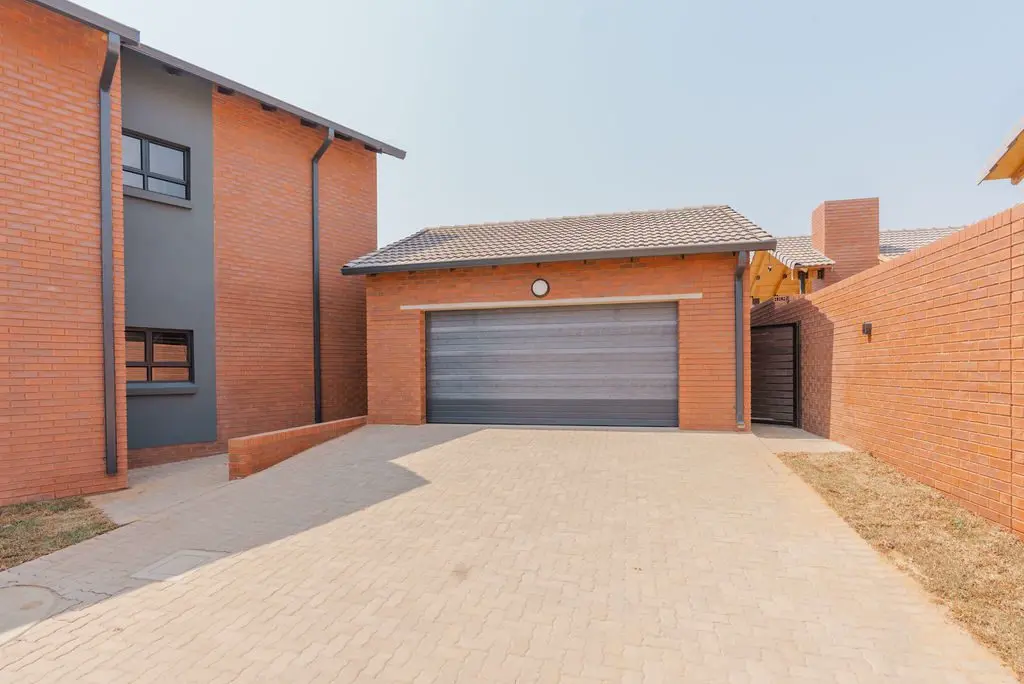 3 Bedroom Property for Sale in Olympus AH Gauteng