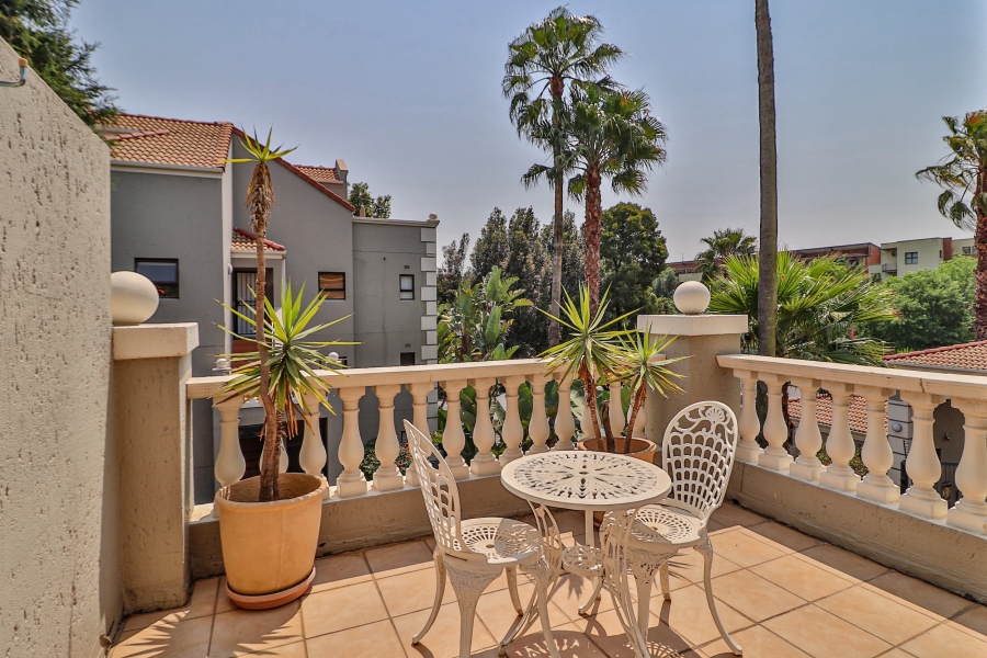 1 Bedroom Property for Sale in Melrose North Gauteng