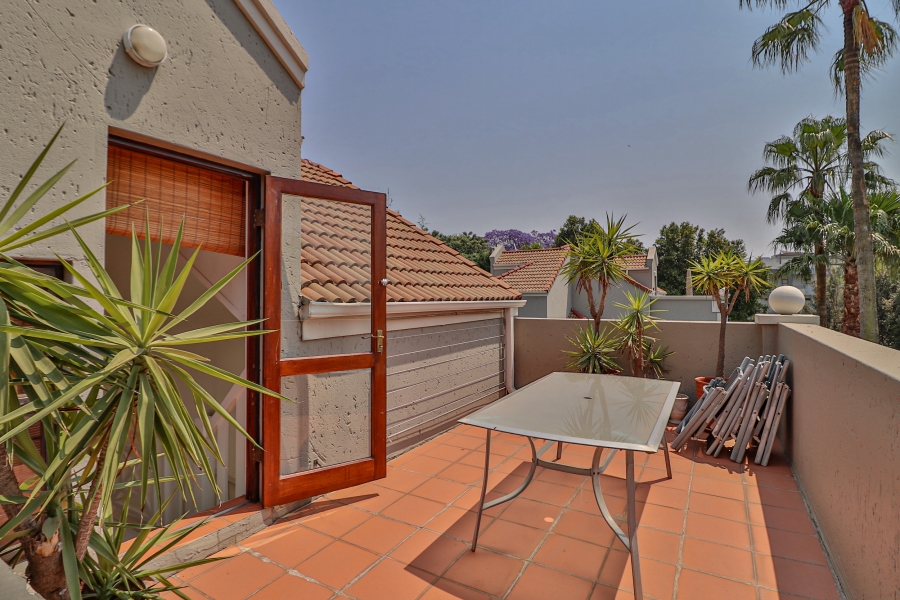 1 Bedroom Property for Sale in Melrose North Gauteng