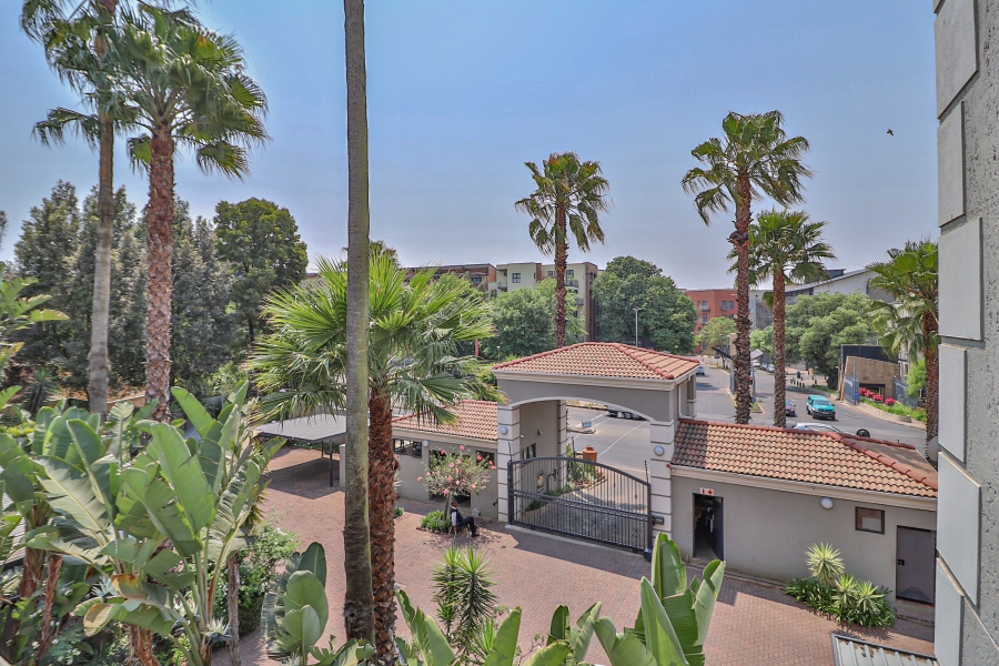 1 Bedroom Property for Sale in Melrose North Gauteng