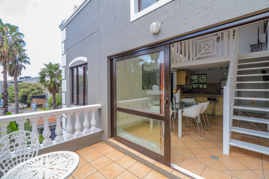 1 Bedroom Property for Sale in Melrose North Gauteng