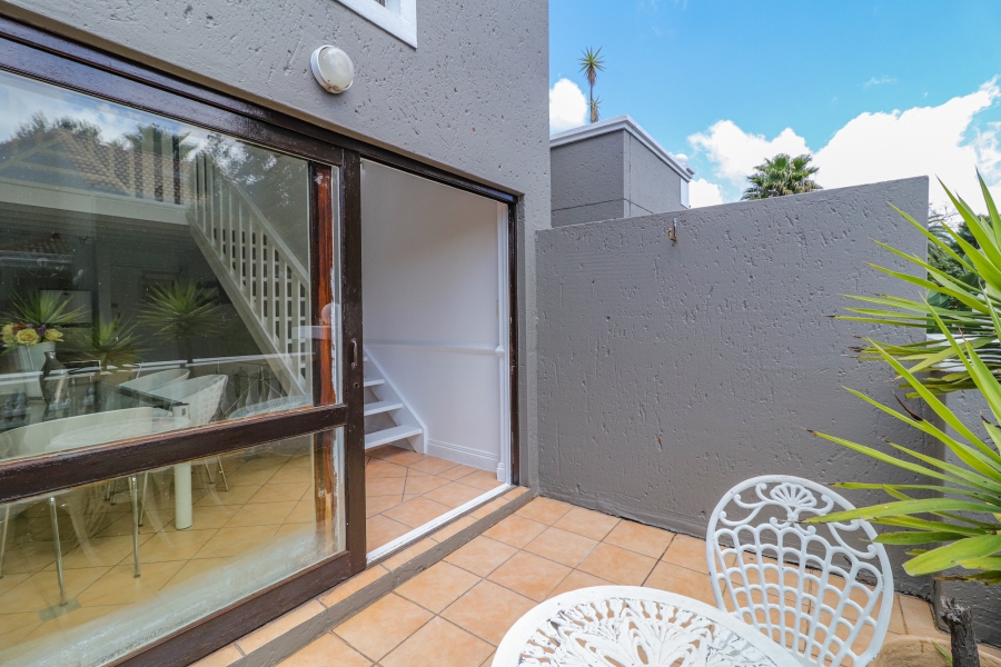 1 Bedroom Property for Sale in Melrose North Gauteng