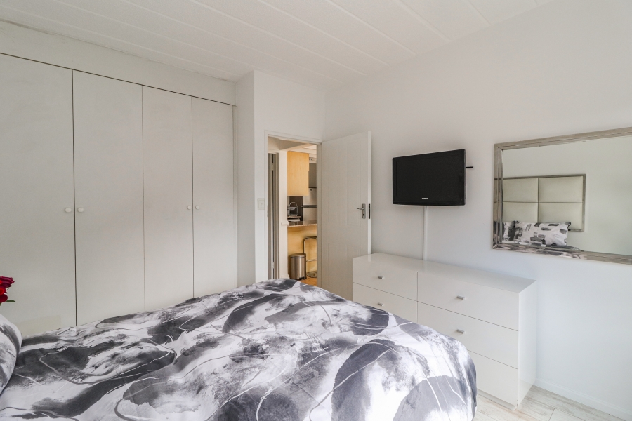 1 Bedroom Property for Sale in Melrose North Gauteng