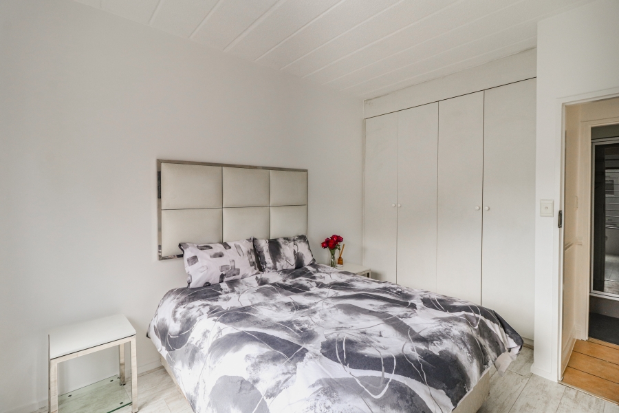 1 Bedroom Property for Sale in Melrose North Gauteng