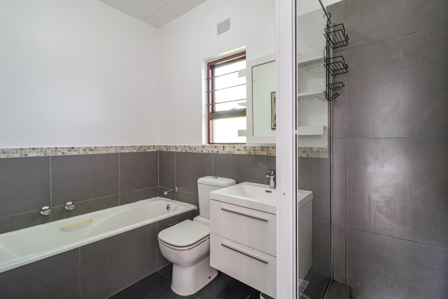 1 Bedroom Property for Sale in Melrose North Gauteng