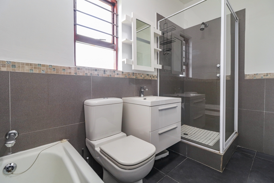 1 Bedroom Property for Sale in Melrose North Gauteng