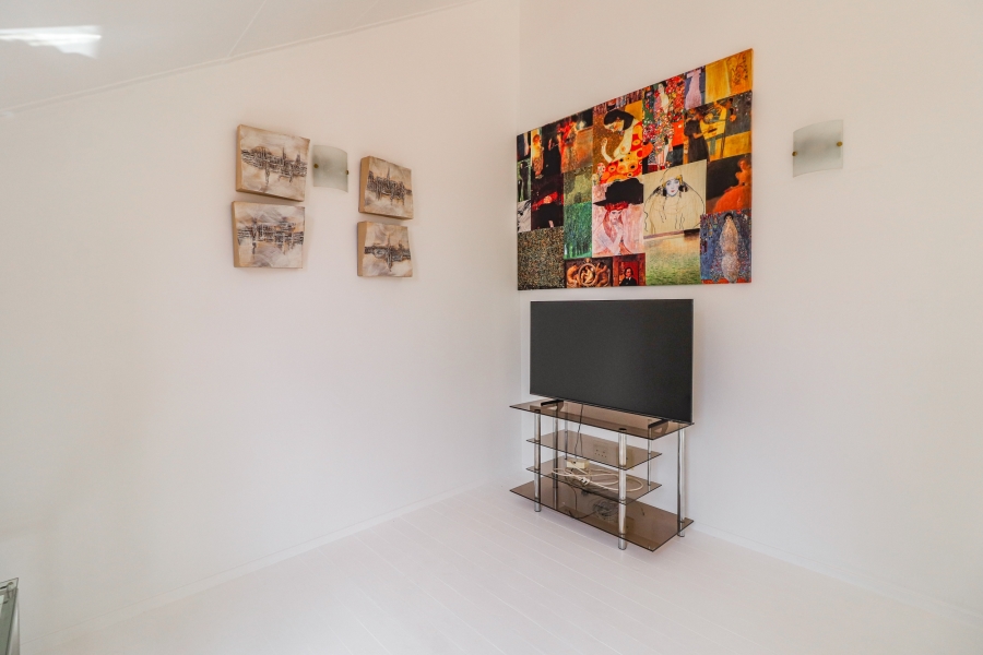 1 Bedroom Property for Sale in Melrose North Gauteng