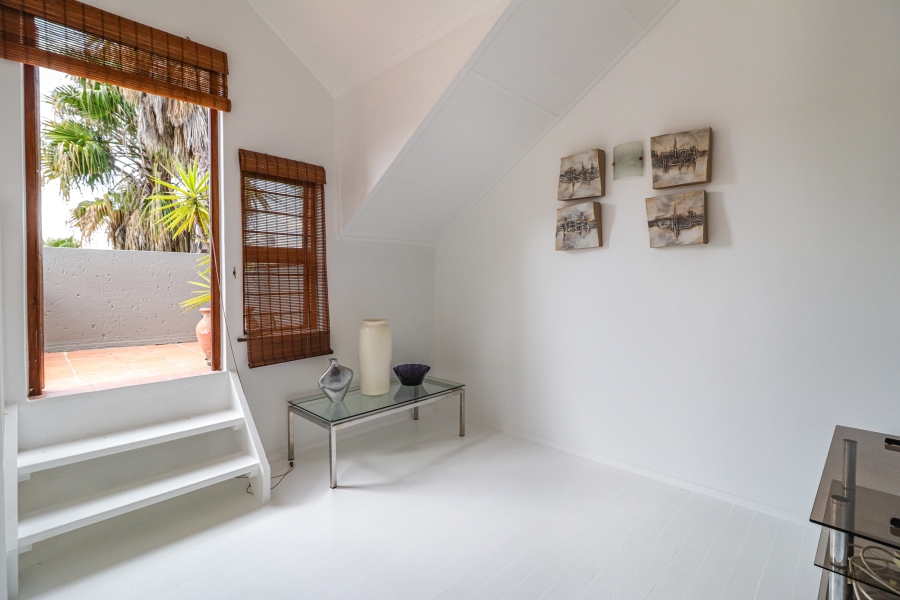 1 Bedroom Property for Sale in Melrose North Gauteng