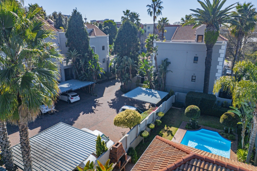 1 Bedroom Property for Sale in Melrose North Gauteng