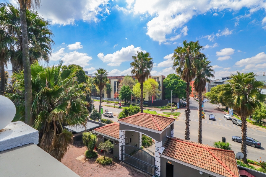 1 Bedroom Property for Sale in Melrose North Gauteng