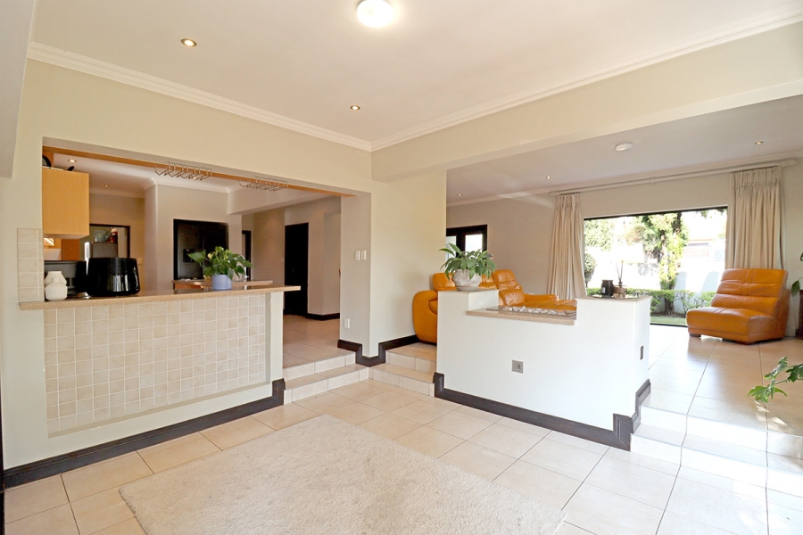 3 Bedroom Property for Sale in Broadacres Gauteng