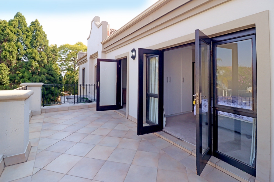 3 Bedroom Property for Sale in Broadacres Gauteng