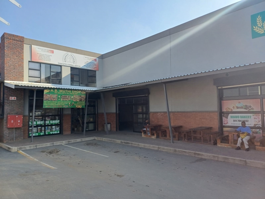 To Let Commercial Property for Rent in Honeydew Gauteng