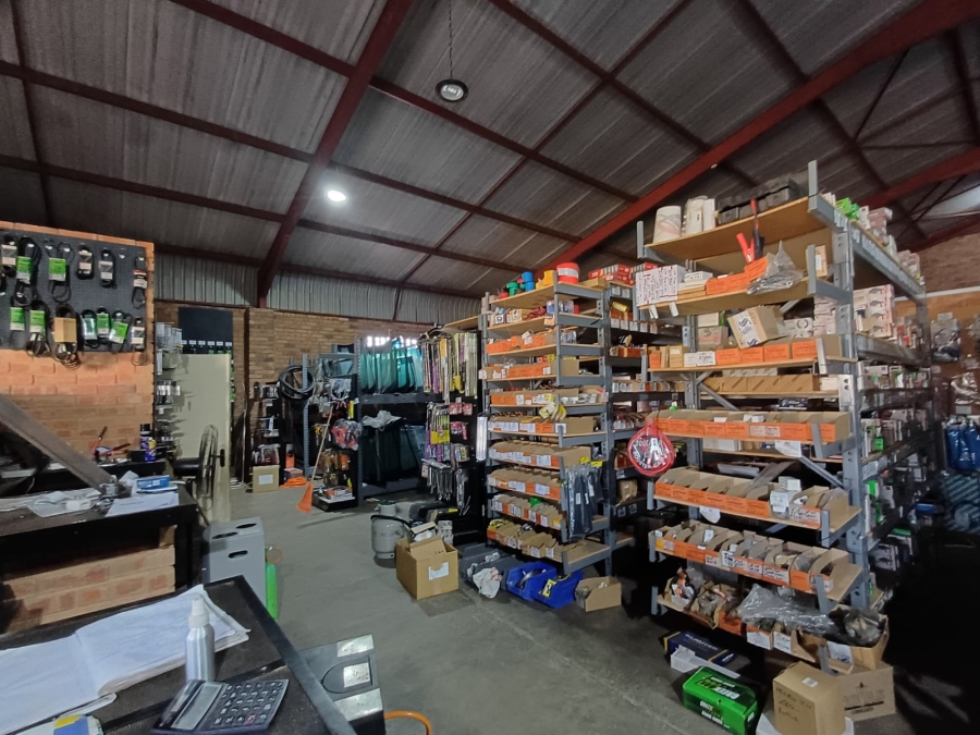 To Let Commercial Property for Rent in Bram Fischerville Gauteng