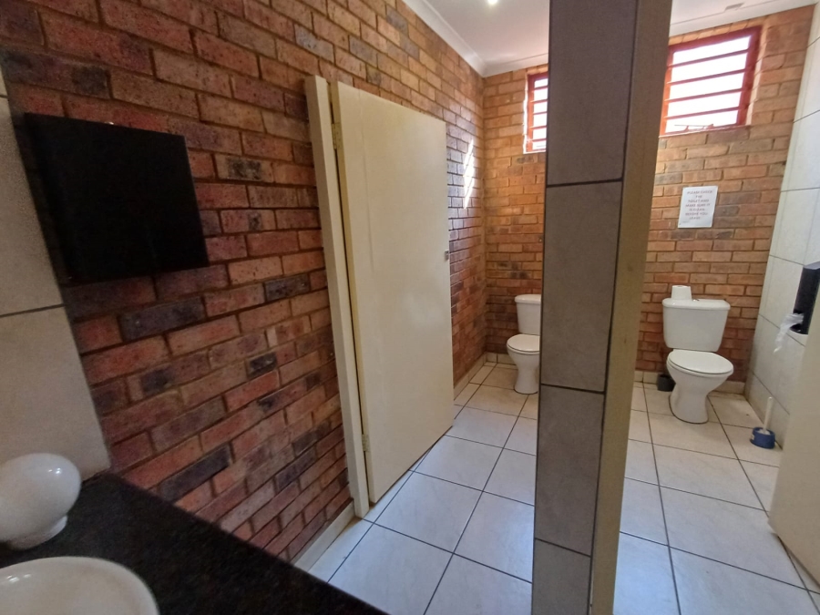 To Let Commercial Property for Rent in Bram Fischerville Gauteng