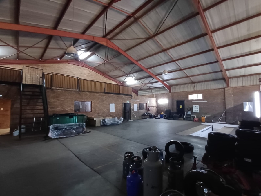 To Let Commercial Property for Rent in Bram Fischerville Gauteng