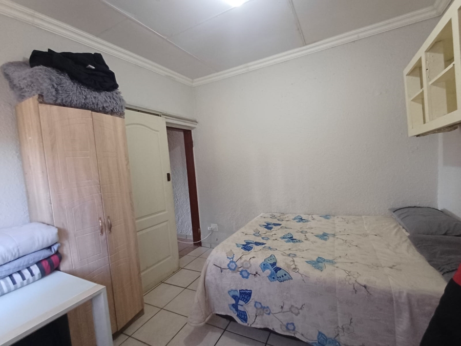 To Let 1 Bedroom Property for Rent in Witpoortjie Gauteng