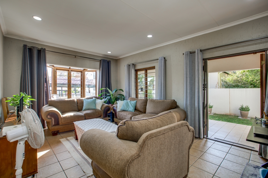 2 Bedroom Property for Sale in Sunninghill Gauteng