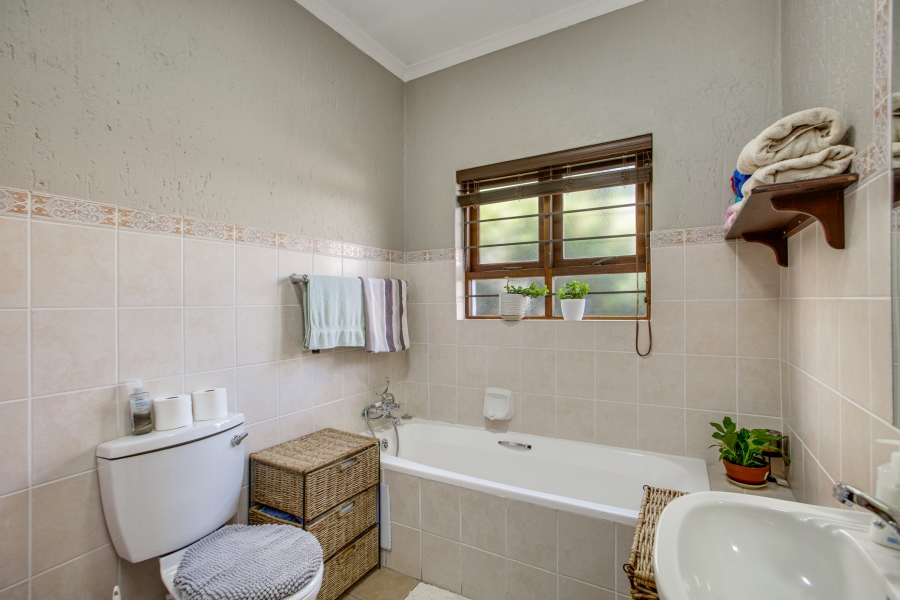 2 Bedroom Property for Sale in Sunninghill Gauteng