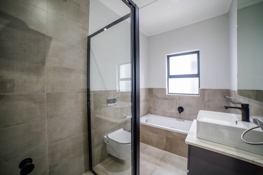 To Let 3 Bedroom Property for Rent in Edenburg Gauteng
