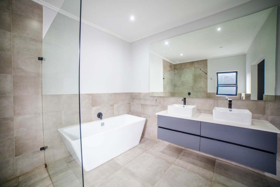 To Let 3 Bedroom Property for Rent in Edenburg Gauteng