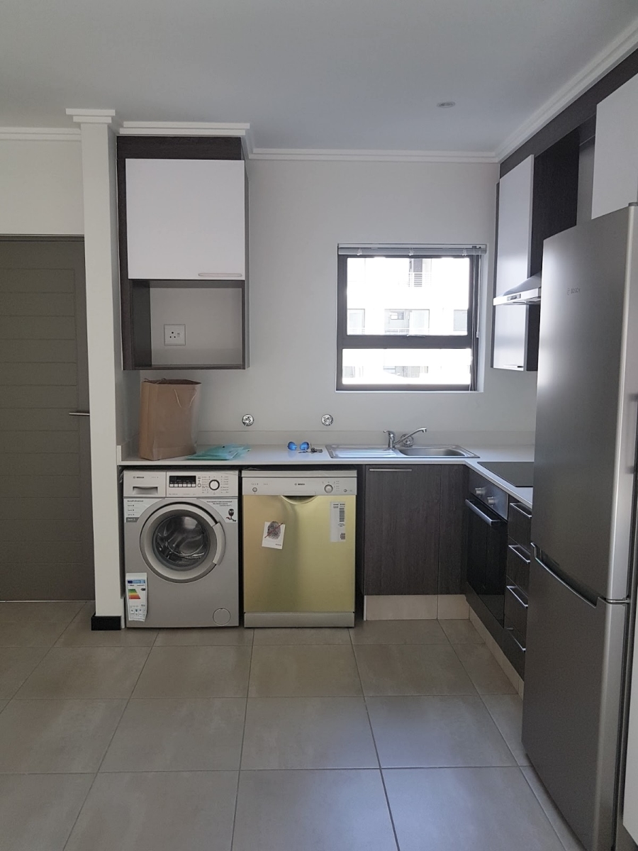 To Let 1 Bedroom Property for Rent in Fourways Gauteng