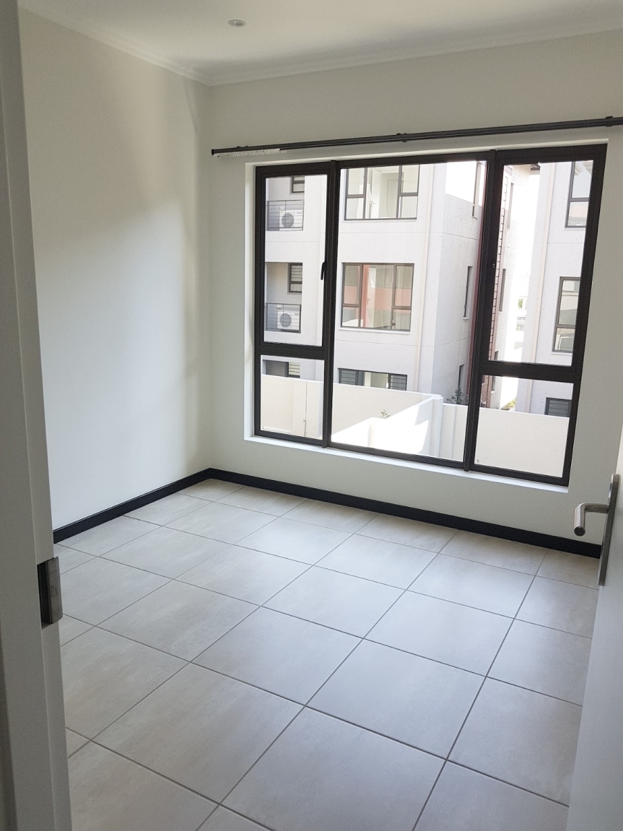 To Let 1 Bedroom Property for Rent in Fourways Gauteng