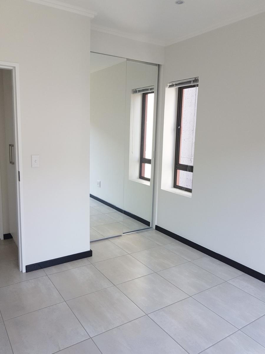 To Let 1 Bedroom Property for Rent in Fourways Gauteng