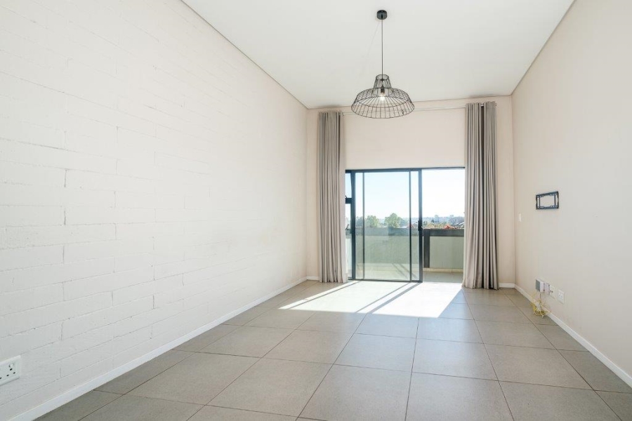 To Let 2 Bedroom Property for Rent in Linden Gauteng