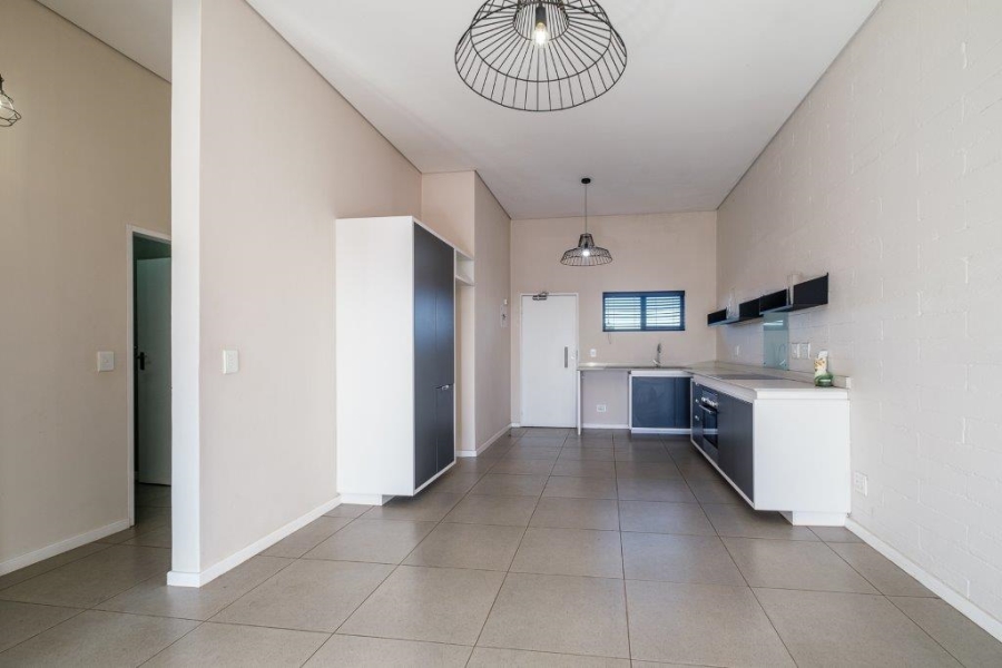 To Let 2 Bedroom Property for Rent in Linden Gauteng